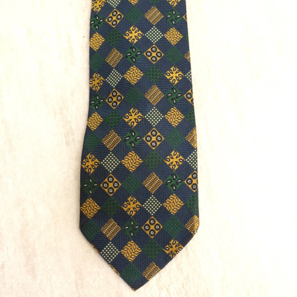 Gravata verde amarela geométrica seda quadrada geo check AVON HOUSE  - Imagem 2 de 4