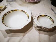 Soho Pottery 'Solian Ware' 6400, 7 Bowl Set of Fruit Dishes VGC 