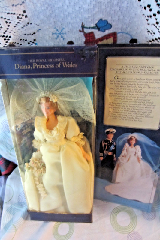 1982/HER ROYAL HIGHNESS-DIANA, PRINCESS OF WALES-DISTRIBUTED BY GOLDBERGER DOLL
