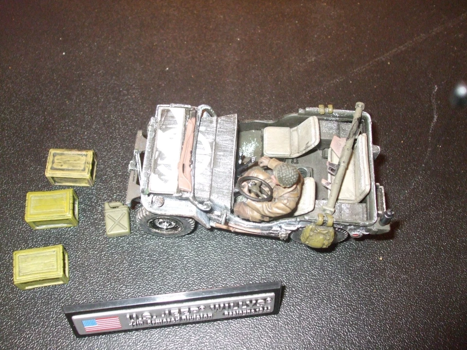 JEEP FORCES OF VALOR-US.WILLYS (ESCALA 1/32) Foto 4 de 4