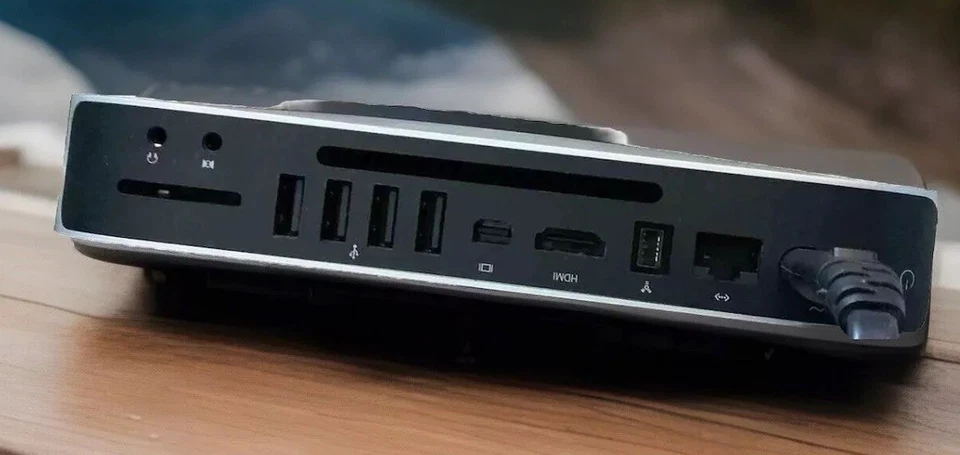 Apple:Mac Mini 2010-4GB RAM -- 2.4 GHz Intel Core 2 Duo — Model A1347 - Image 2 of 4