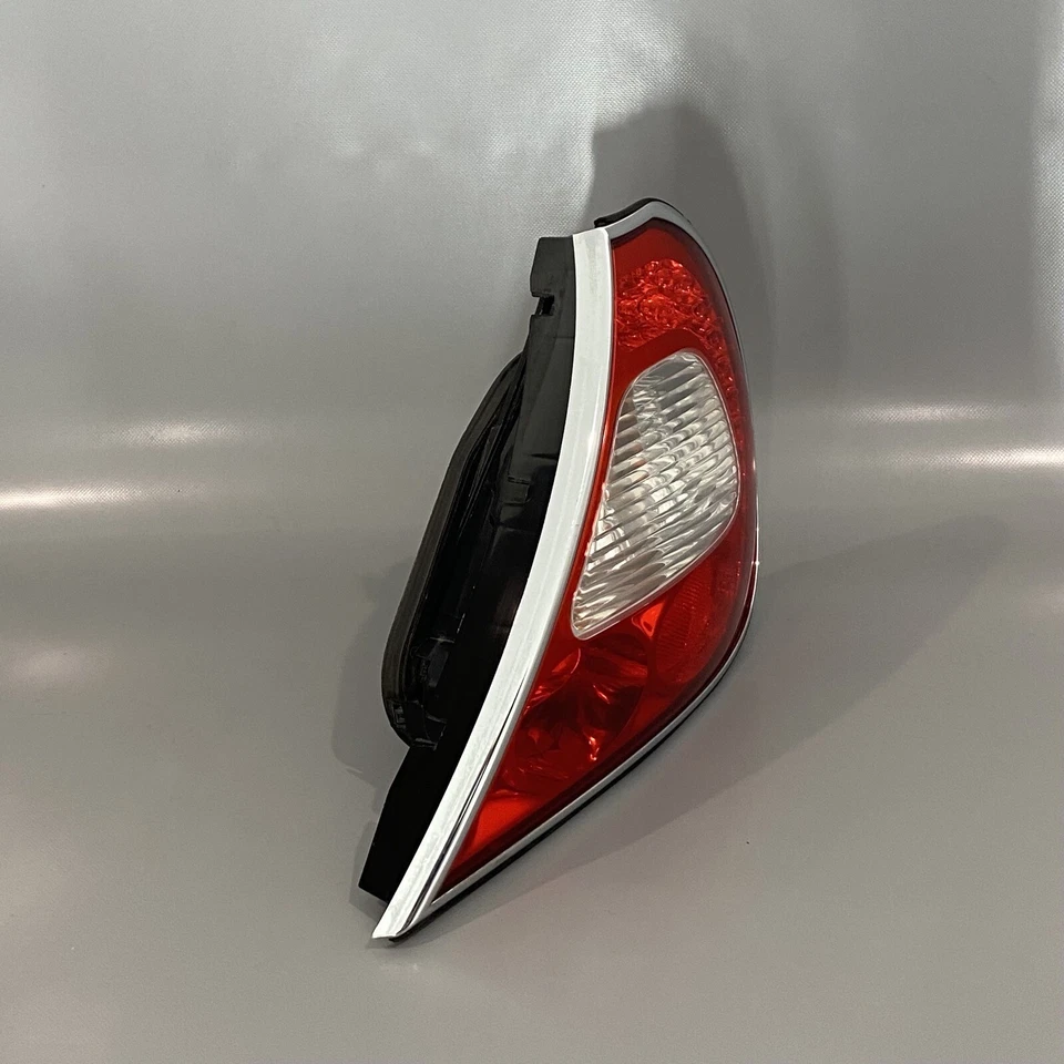 LUZ TRASERA DERECHA PASAJERO JAGUAR XJ8 XJR 2004 2005 2006 2007 2008 OEM Foto 2 de 4