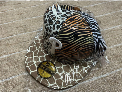 New Era ATMOS 59Fifty PHILLIES MIXED ANIMAL MULTI Design Gr.7 1/2 Herren Cap