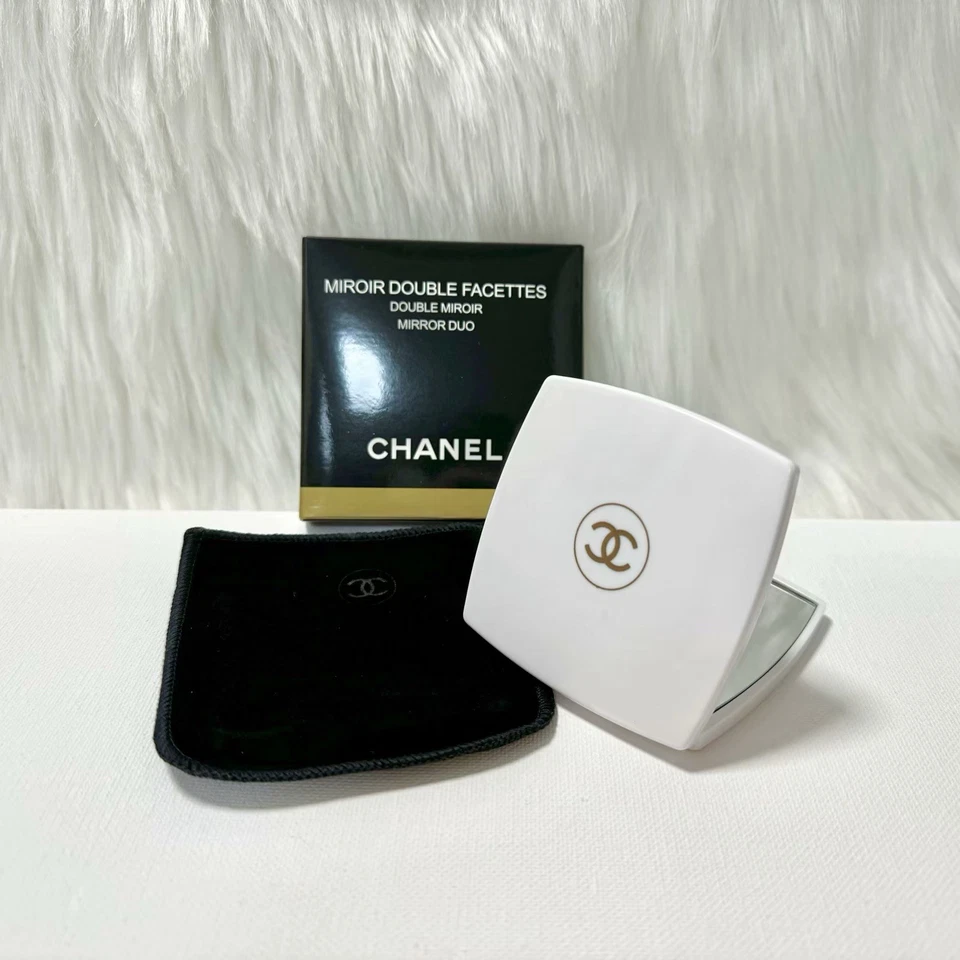 Chanel Mirror Duo Compact Double Facette White Bridesmaid Gift - Image 2 of 4