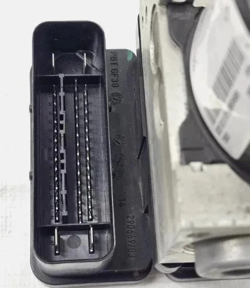 Conjunto de módulo de bomba de freno antibloqueo ABS Ford Focus 2008-2009 OEM Foto 3 de 4