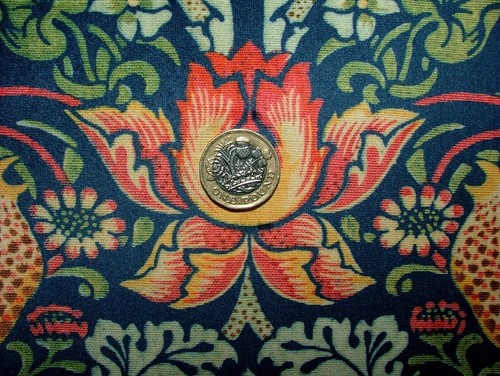 William Morris Strawberry Thief Marineblau samt Stoff Vorhang Polster Kissen - Bild 10 von 21