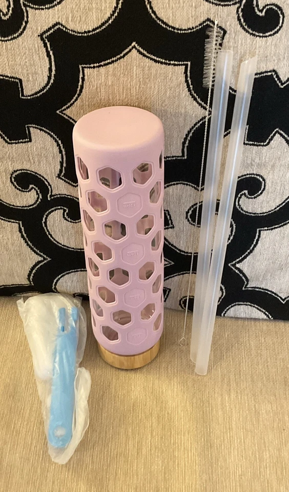 Botella de agua de vidrio de 32 oz sin BPA con funda de silicona - Dos pajitas y kit de limpieza Foto 2 de 4