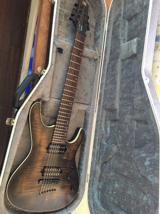 Guitarra Eléctrica Mayones Setius 7 Metallic Frozen Blue Brillo con Estuche Foto 3 de 4