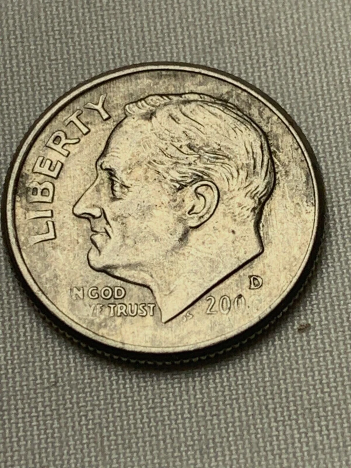 2000 D  Off Centered Dime Nice Error  Shallow Hit Date RARE Circulated Ungraded - Image 2 of 4