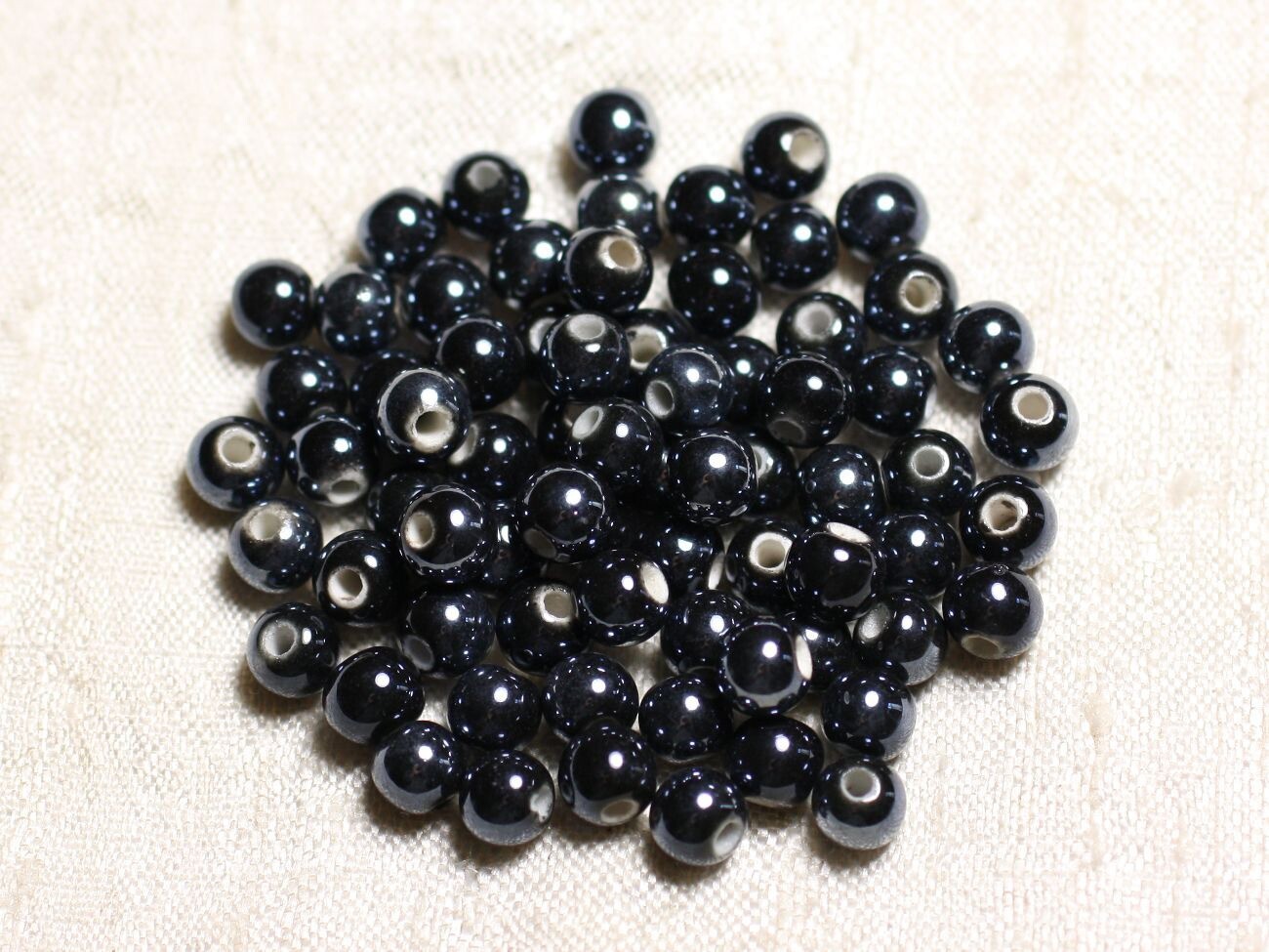 Boules porcelaine 6mm noir bleu nuit irisé pour concevoir vos bracelets d'été