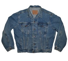 Vintage Levis Denim Trucker Jean Jacket Size Med M Blue Worn to Perfection