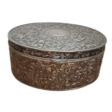 VTG Silver Plate Oval Repousse Jewelry Casket Lined Red Velvet Box Elegance 6"