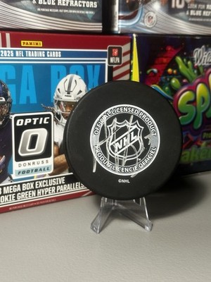 Los Angeles Kings Dustin Brown#23 Autograph NHL Officially Licensed Hockey Puck