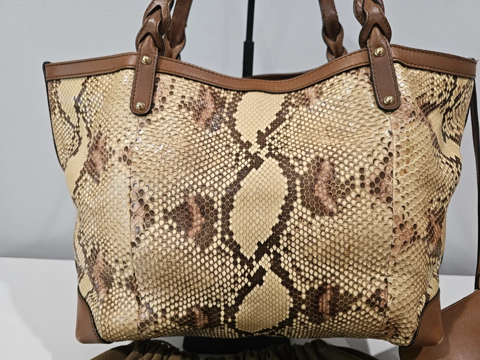 Gucci Python Craft Tote Bag With Pochette And Dustbag - Image 2 of 4