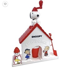 NEW The original snoopy sno-cone machine Peanuts Snoopy Dog New and Improved New