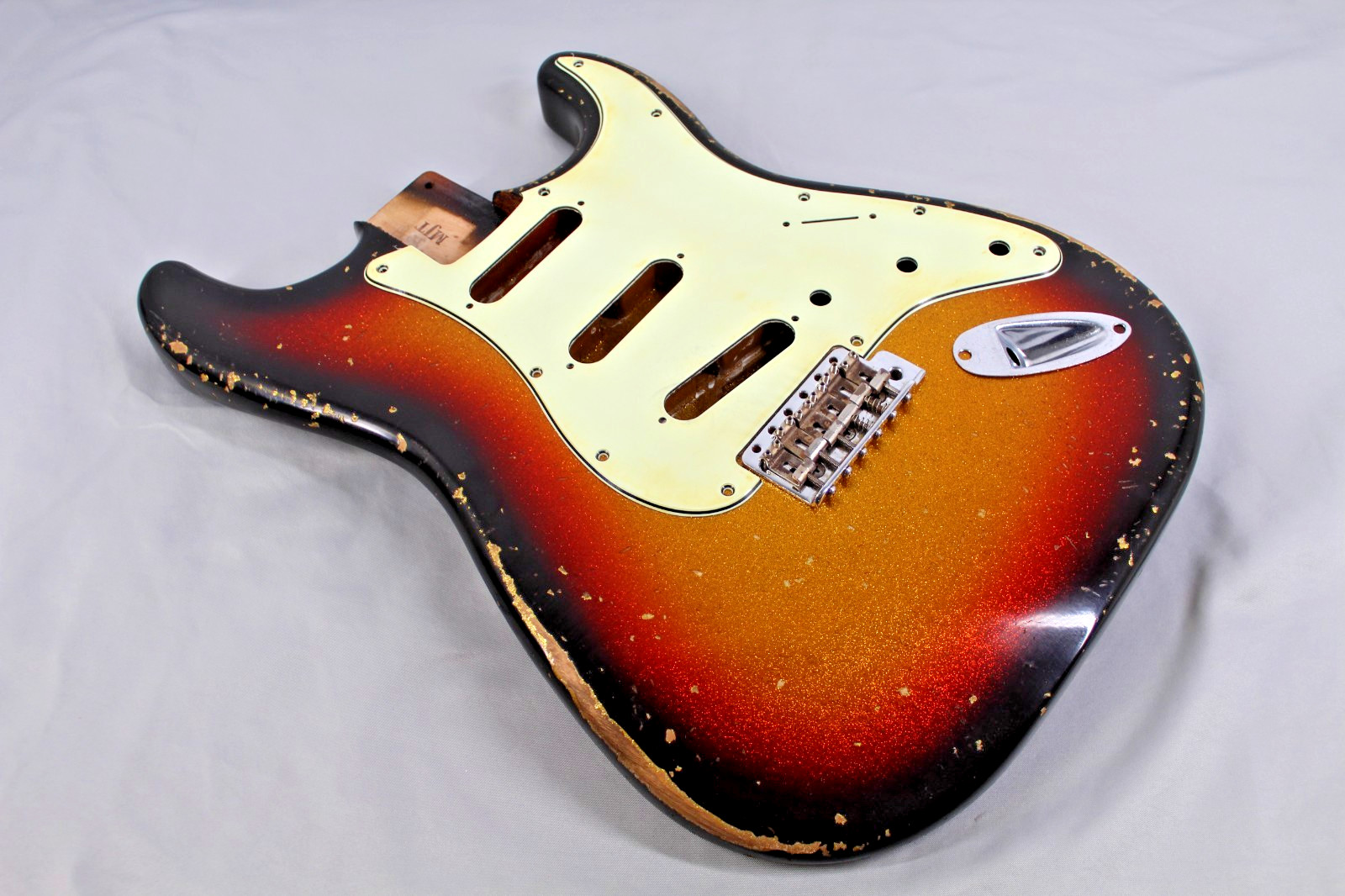 Mjt Officiel Personnalisé Style Vintage Âgés Nitro Guitare Corps Mark Jenny VTS