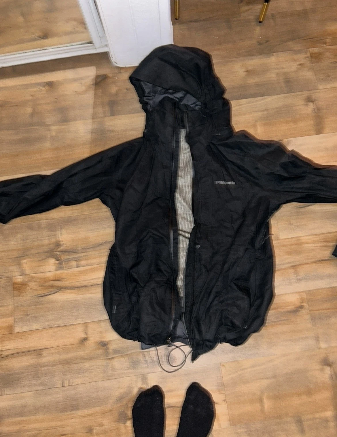 Patagonia Black Winter Jacket - Large
Opens in a new window or tab