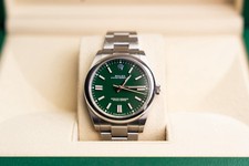 Rolex Oyster Perpetual 41 Green Dial 124300 – Full Set – Dec 2020 – Unpolished