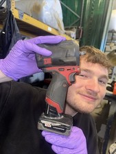 Milwaukee M12 FIW38 12V 3/8 Drive Cordless Impact Wrench With Rubber Boot