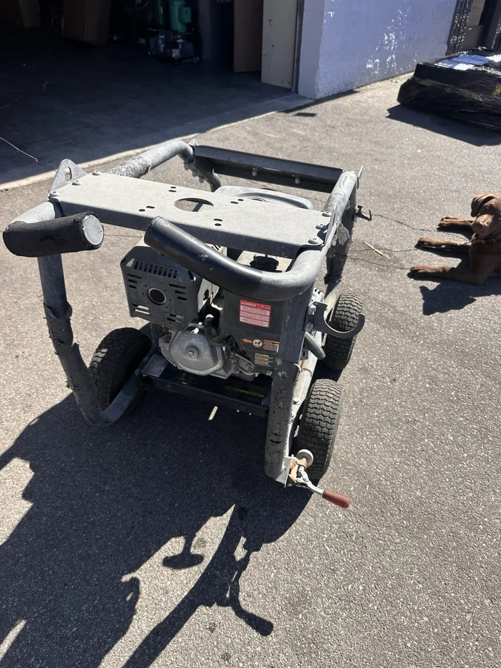 Двигатель мойки высокого давления Simpson Super Pro 4400 фунтов на квадратный дюйм / 4 ГПа Honda GX390 ДЛЯ РЕМОНТА - Изображение 3 из 4