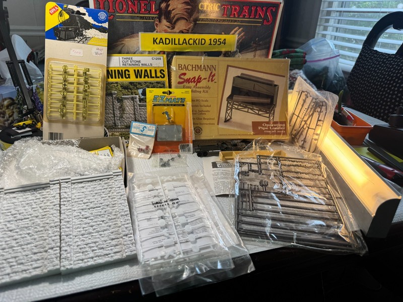 🚂 HO SCALE -WOODLAND SCENICS, BACHMANN, OTHER PORTALS, SIGNS,   & MORE💥H4035
