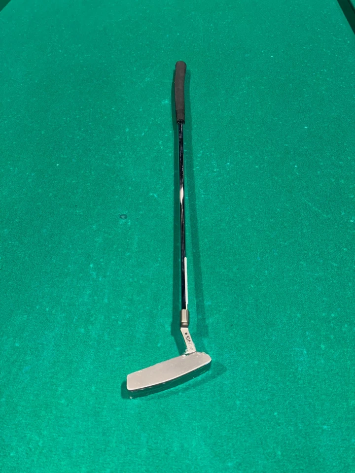 Ping Prodi G putter Right Handed 30 1/2" Youth - Image 3 of 4