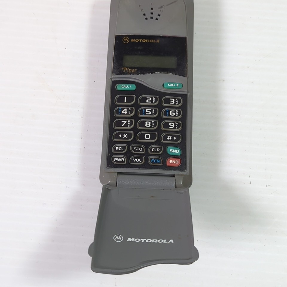 1990s Motorola MicroTAC Piper Flip Cell Phone AirTouch Untested Movie