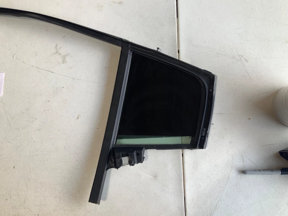 2018 DODGE CHARGER REAR RIGHT PASSENGER DOOR QUARTER GLASS WINDOW OEM Foto 4 de 4
