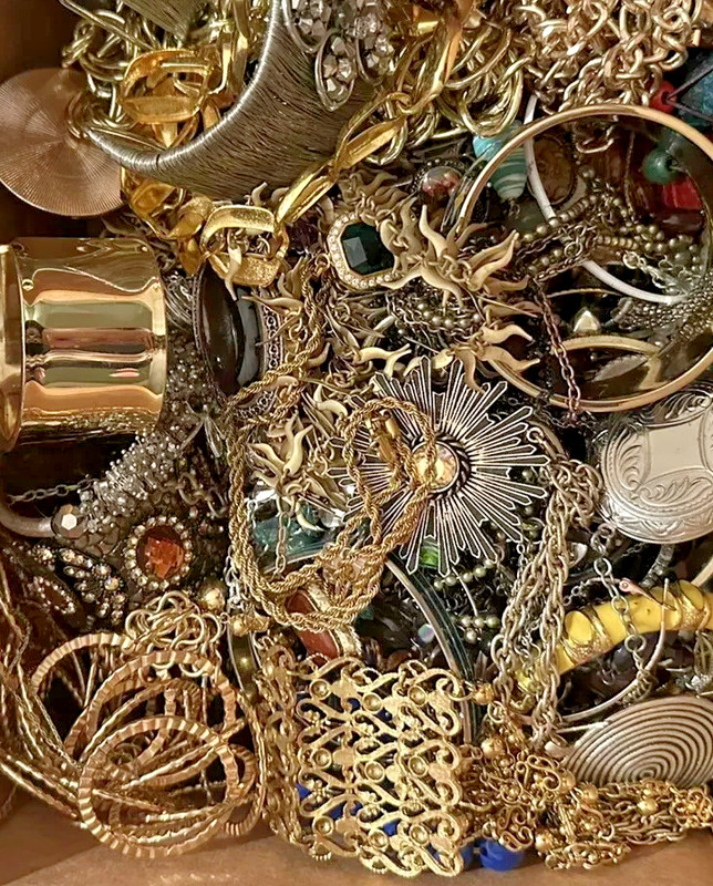 Jewelry 1 lb Lot -All intact ,Wearable, Estate, Vintage to Modern - Lot #GH356