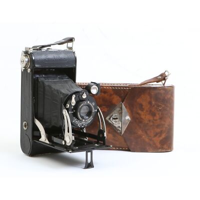 Voigtländer Anastigmat with Voigtar 1:9 Folding Camera + Good