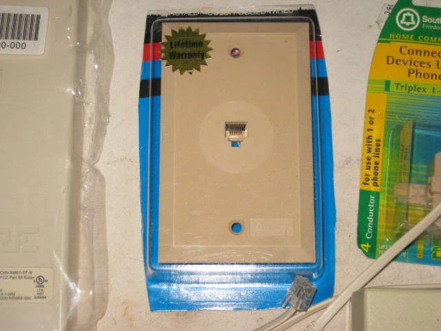 JUNK DRAWER LOT 2Wire DSL Filters Triplex Jack USB Cable VisionNet  NEW & USED - Image 3 of 4