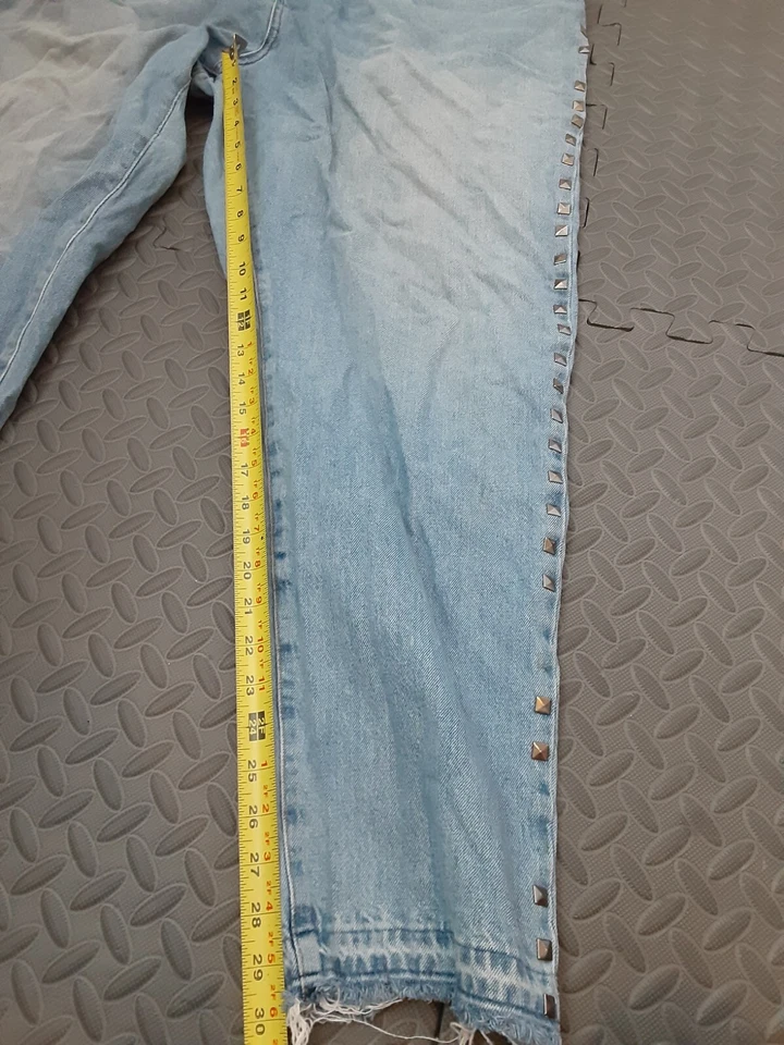 Boohoo Man Jeans Mens 46X30 Regular Button Fly Distressed Straight #S130 - Image 4 of 4