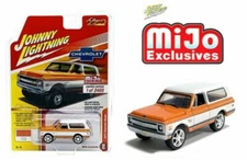 1970 CHEVROLET BLAZER ORANGE & WHITE 1/64 DIECAST CAR JOHNNY LIGHTNING JLCP7312