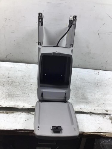 2008 2010 TOYOTA HIGHLANDER HYBRID CENTER FLOOR CONSOLE ARMREST CUP HOLDER PANEL - Bild 4 von 12