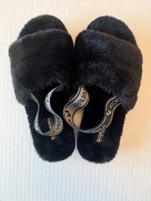 Koolaburra by Ugg Black Fuzzy Sandal Slippers With Backstrap Women's 6