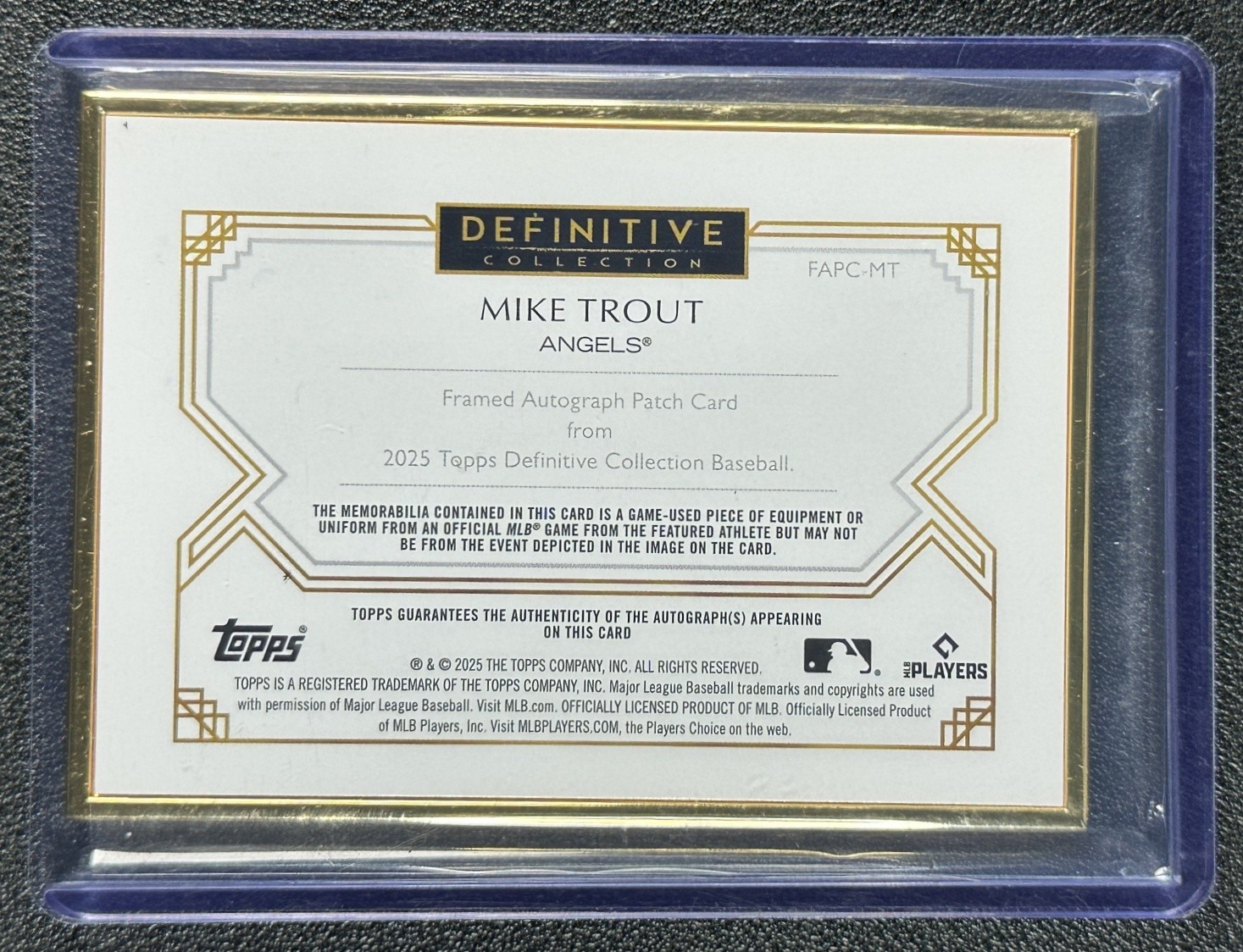 MIKE TROUT 2025 TOPPS DEFINITIVE COLL FRAMED GAME-USED PATCH AUTO BLACK 03/10 view 2