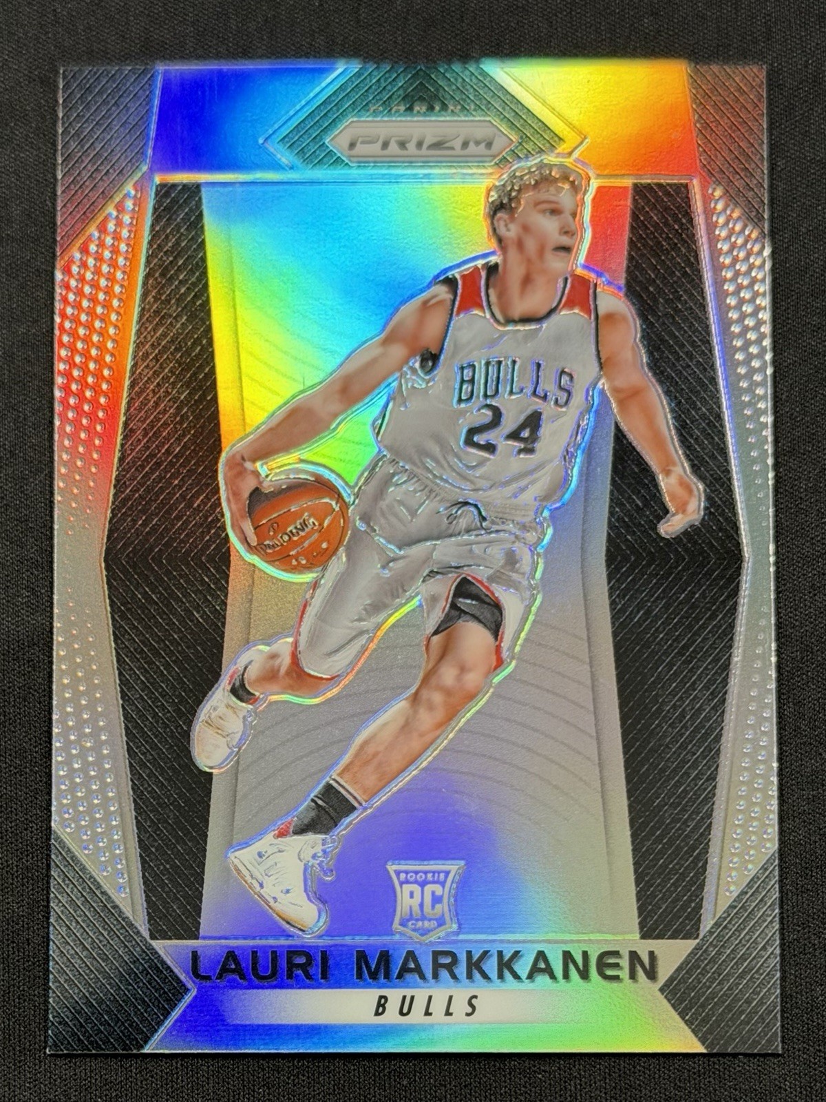 2017-18 Panini Prizm - Lauri Markkanen #247 Silver Prizm (RC)