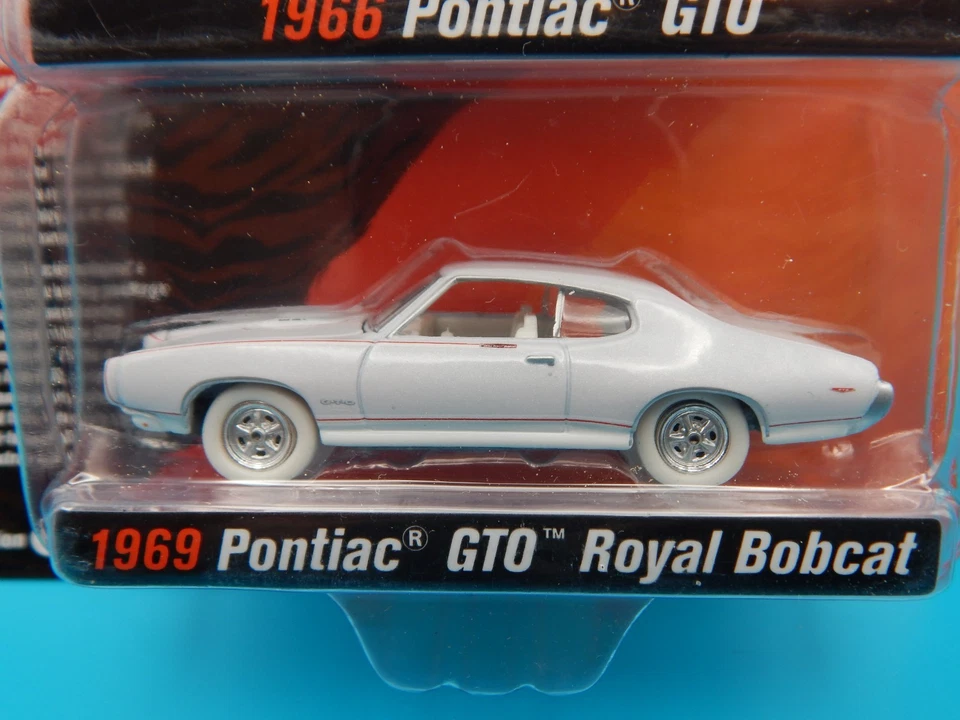 JOHNNY LIGHTNING  1966 GTO & 1969  GTO ROYAL BOBCAT WHITE LIGHTNING CHASE E - Image 3 of 3