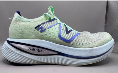 New Balance Women s FuelCell SuperComp Trainer v2 Vibrant Spring Glo   Size 10 