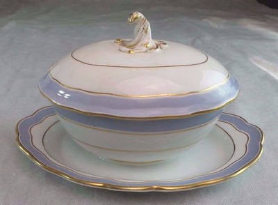 ANTIQUE MEISSEN BLUE BAND GRAVY BOAT WITH LID DOUBLE CROSSED SWORDS