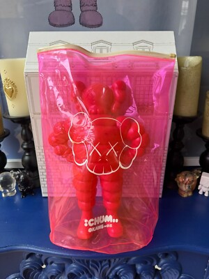 kaws chum rouge red 2002 360toygroup 500 edition 234/500