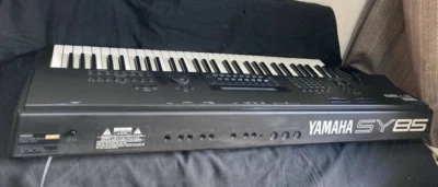 Yamaha SY85 Digital Synthesizer Keyboard 61-Keys Black Good - Image 1 of 4
