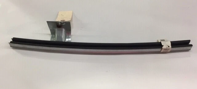 1992-2005 CHEVROLET GMC ASTRO SAFARI CHANNEL ASM FRT S D WDO MA 15769938 NEW OEM - Image 2 of 4