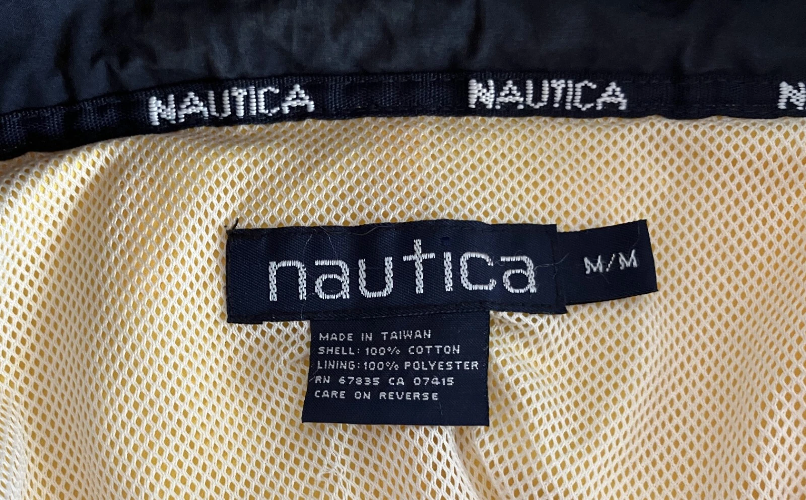 Nautica Jacket Windbreaker Mens Size Medium Hideaway Hood Yellow Blue Vintage image 2