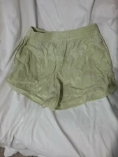 H&M Sweat Shorts Womens Small Green Casual Atheltic Stretch Pockets Lightweight