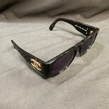 CHANEL Matelasse Coco Mark Sunglasses for Women, From Japan i29801