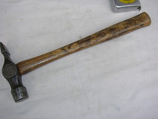 Stanley Warrington Cross Pein Hammer 8oz weight.