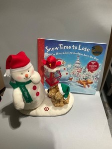 2013 Hallmark Plush Jingle Pals with book