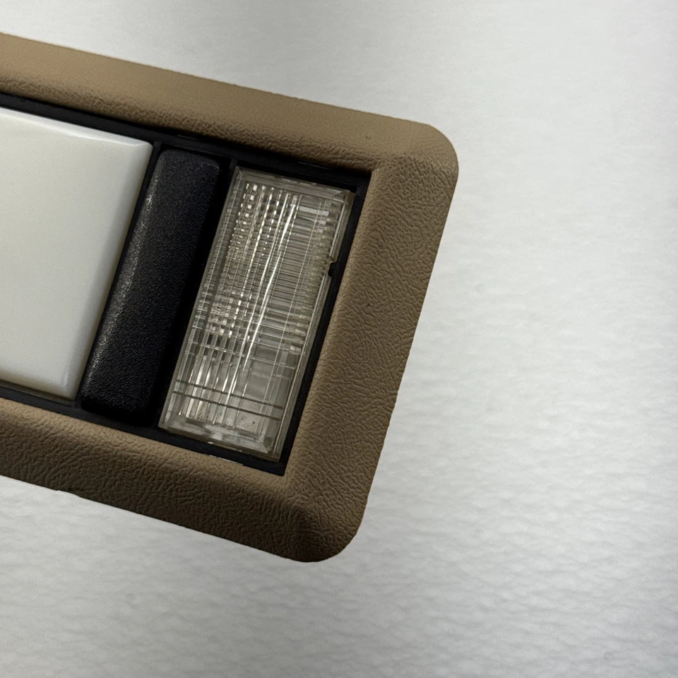 1988-1998 Chevy Truck Dome Light Silverado GMC Sierra OEM Tahoe Suburban Tan OBS - Image 3 of 4