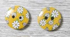 wood flowers sewing buttons 2 holes 1/2 inch orange white